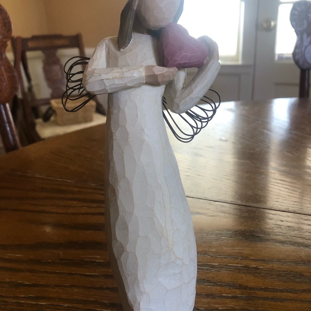 Willow Tree Angel with Heart Figurine
